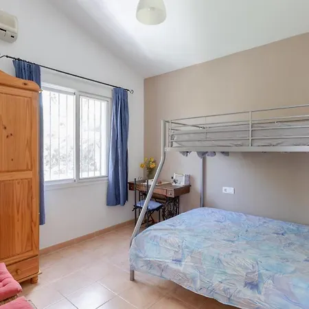 Carla Cottages *